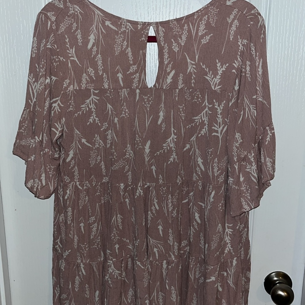 Floral Ruffle Tunic Top - Picture 3 of 3